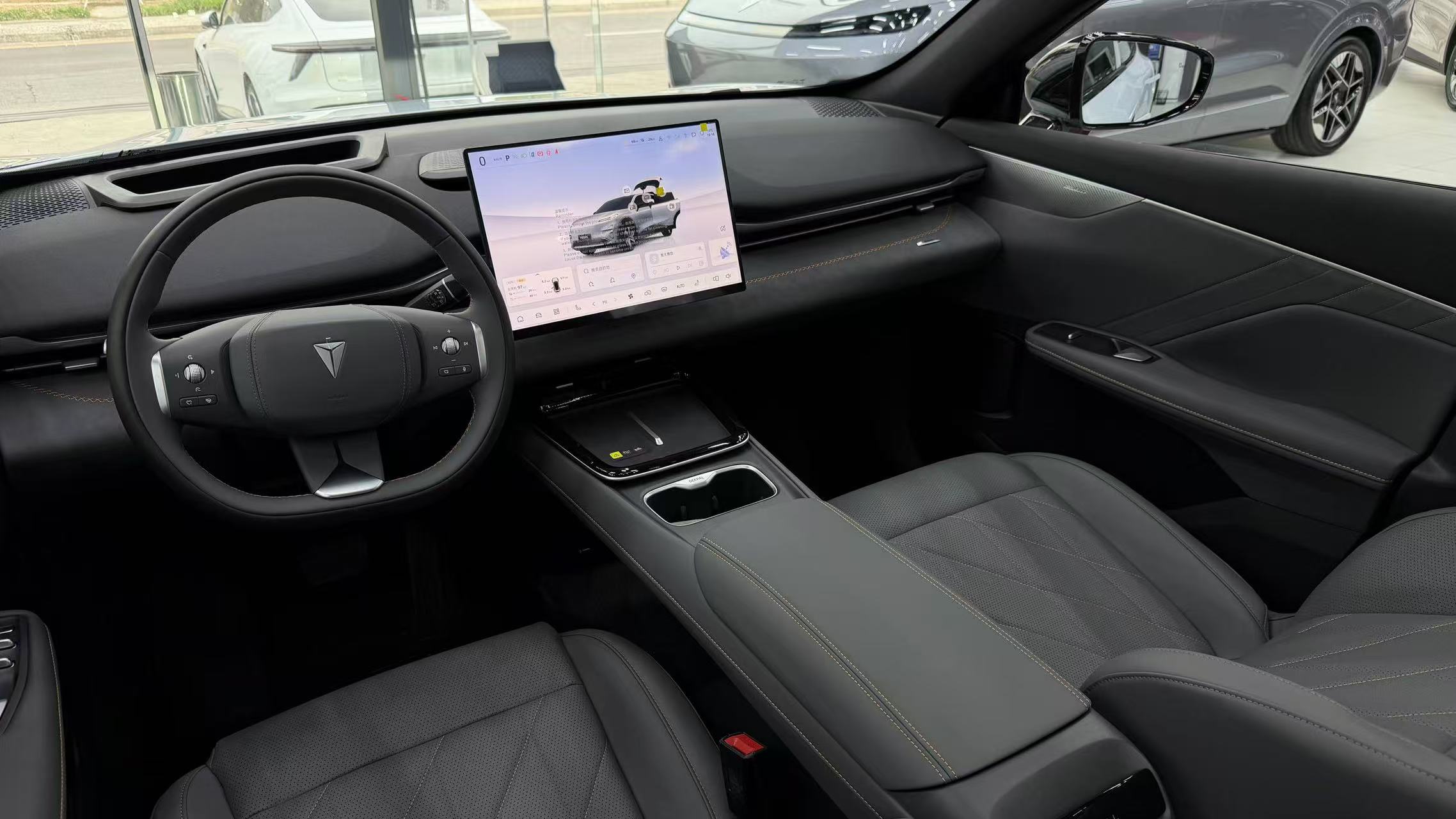 Deepal S05 cockpit wide interior view